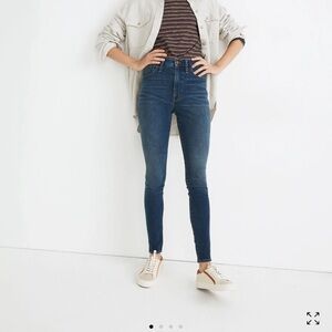 Madewell Petite 10" High-Rise Roadtripper Jeans in Playford Wash Size 25P